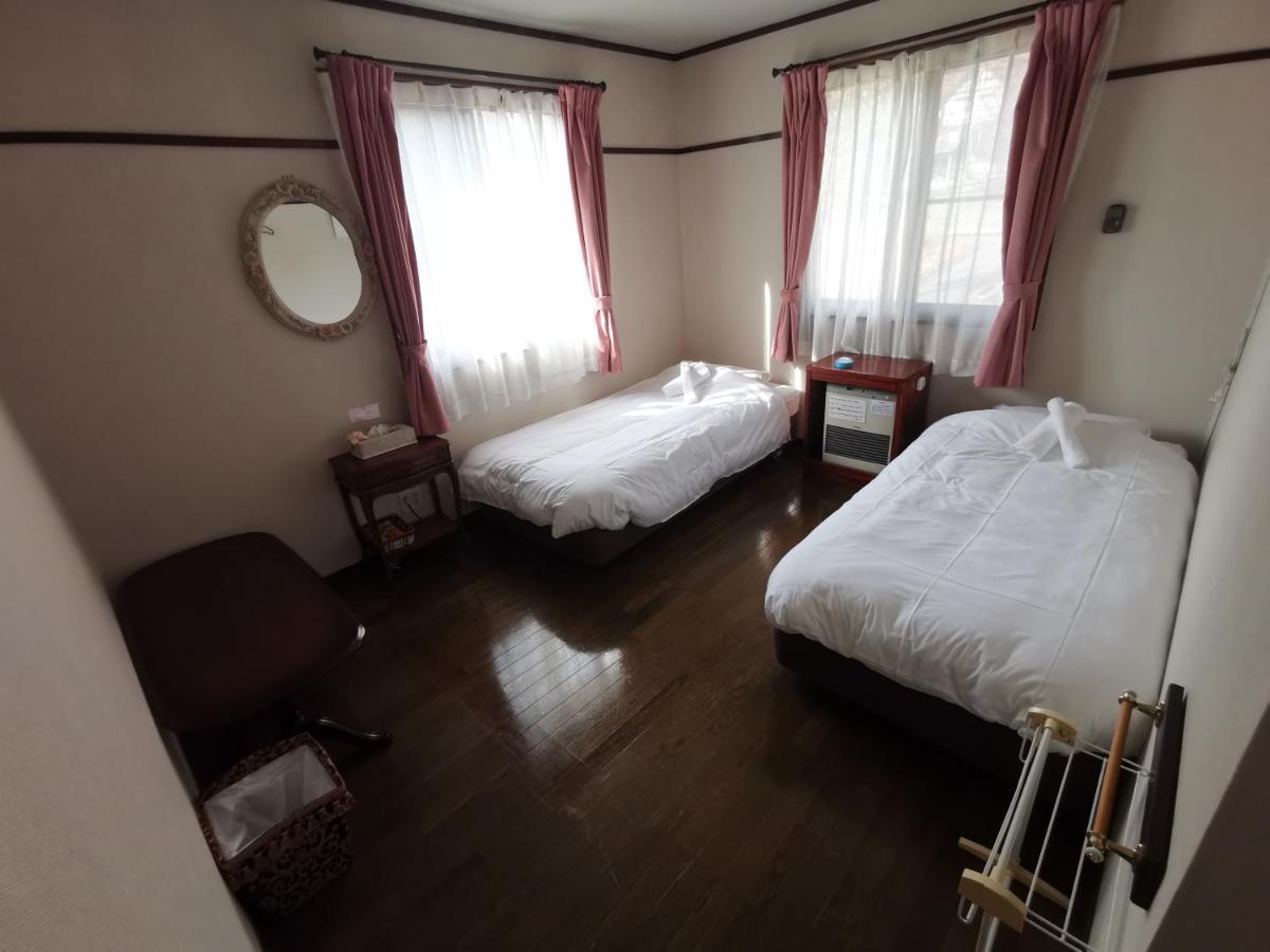 Bed and breakfast Hakuba Powder Republic Extérieur photo