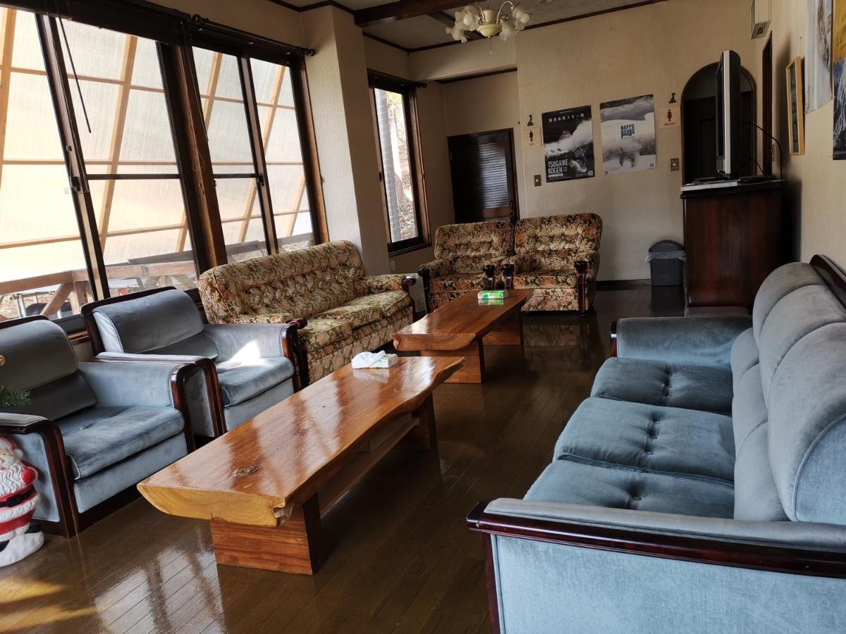 Bed and breakfast Hakuba Powder Republic Extérieur photo